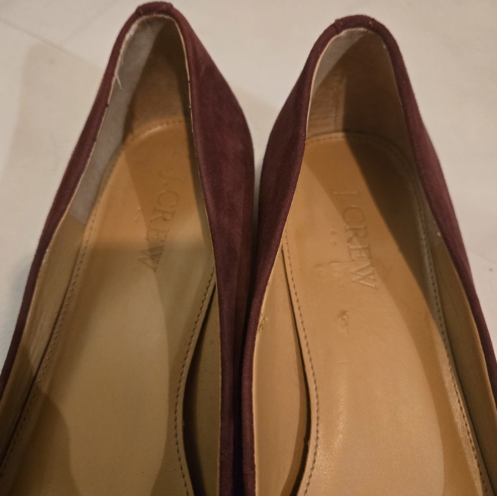 J. Crew Dark Red Suede Feel Low Heel Round Toe Flats Size 7 - Picture 4 of 8